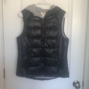 Black Puffer Vest L With Hood Grey Lining